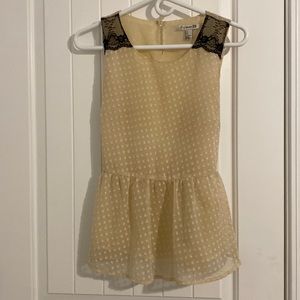 Forever 21 Cream Polka Dot w/Black Lace Trim Shoulder Sz: Small